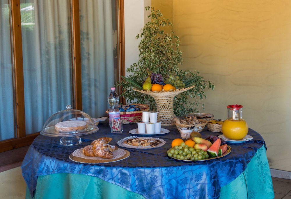Bologna - Sardegna Sud - Cagliari, Villasiumius, Costa Rei, Pula, Mare Italia - Hotel Perda Rubia
Bologna - Sardegna Sud - Cagliari, Villasiumius, Costa Rei, Pula, Mare Italia - Hotel Perda Rubia