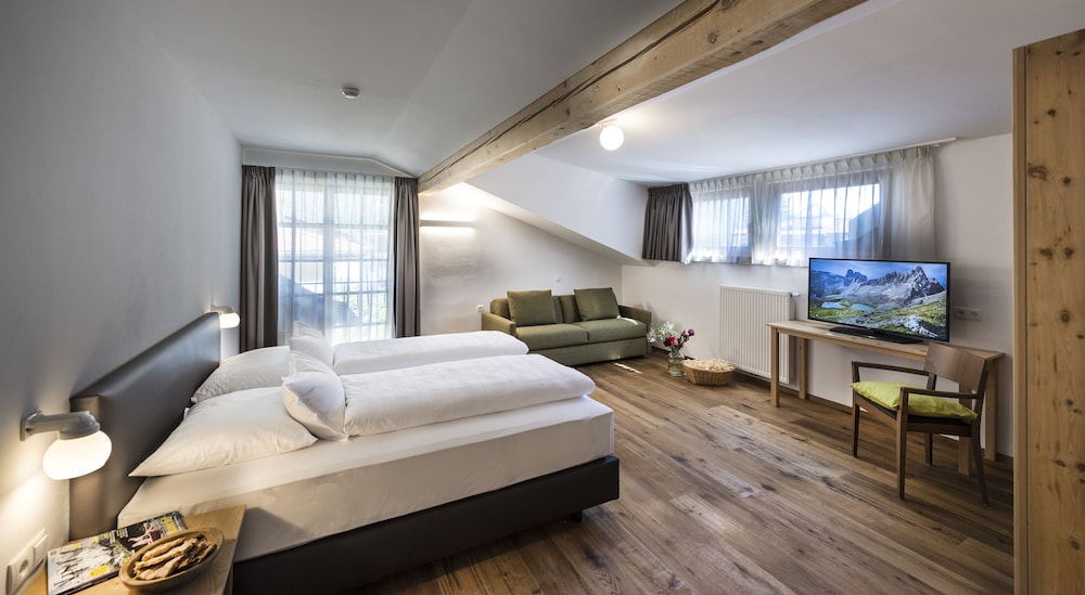 Milano - Lutago - Hotel Spanglwirt
Milano - Lutago - Hotel Spanglwirt