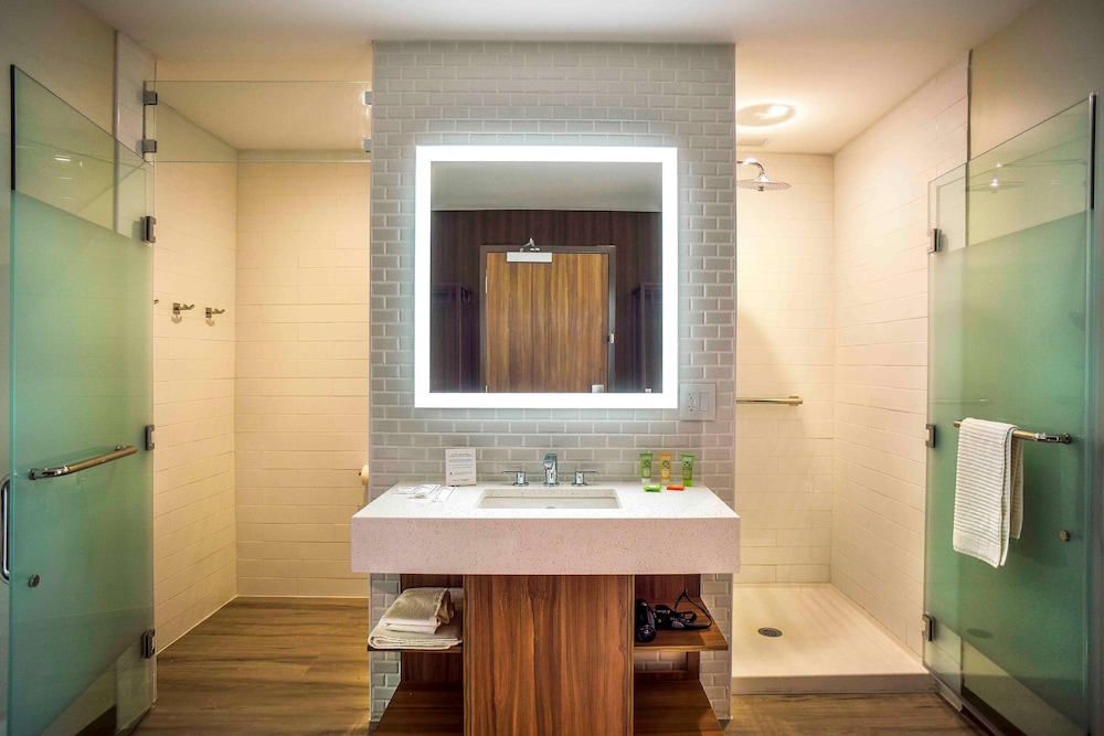 Torino - New York, Stati Uniti - Wyndham Garden North Bergen Near Secaucus
Torino - New York, Stati Uniti - Wyndham Garden North Bergen Near Secaucus