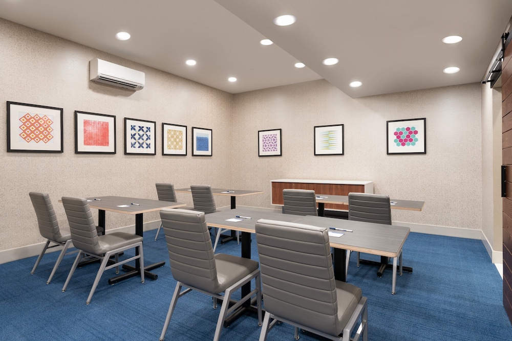 Bari - New York - Aeroporto JFK - Holiday Inn Express Jamaica - JFK AirTrain - NYC
Bari - New York - Aeroporto JFK - Holiday Inn Express Jamaica - JFK AirTrain - NYC