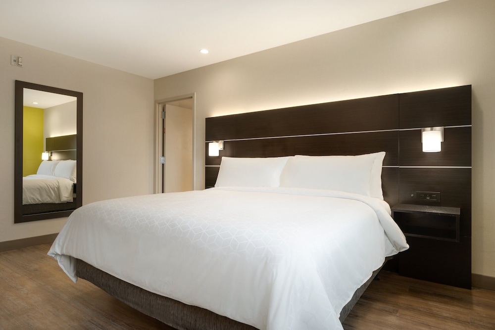 Firenze - New York - Aeroporto JFK - Holiday Inn Express Jamaica - JFK AirTrain - NYC
Firenze - New York - Aeroporto JFK - Holiday Inn Express Jamaica - JFK AirTrain - NYC