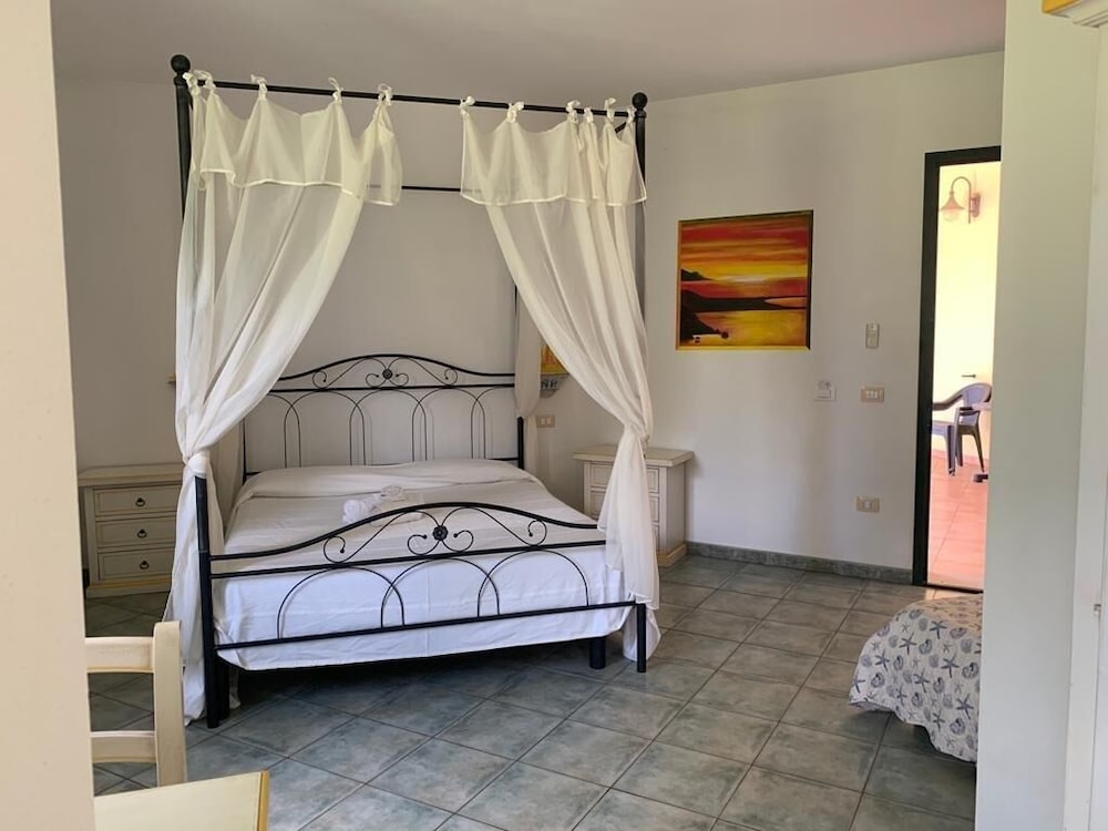 Torino - Sardegna Nord - Alghero, Stintino e Castelsardo, Mare Italia - Hotel La Ciaccia
Torino - Sardegna Nord - Alghero, Stintino e Castelsardo, Mare Italia - Hotel La Ciaccia
