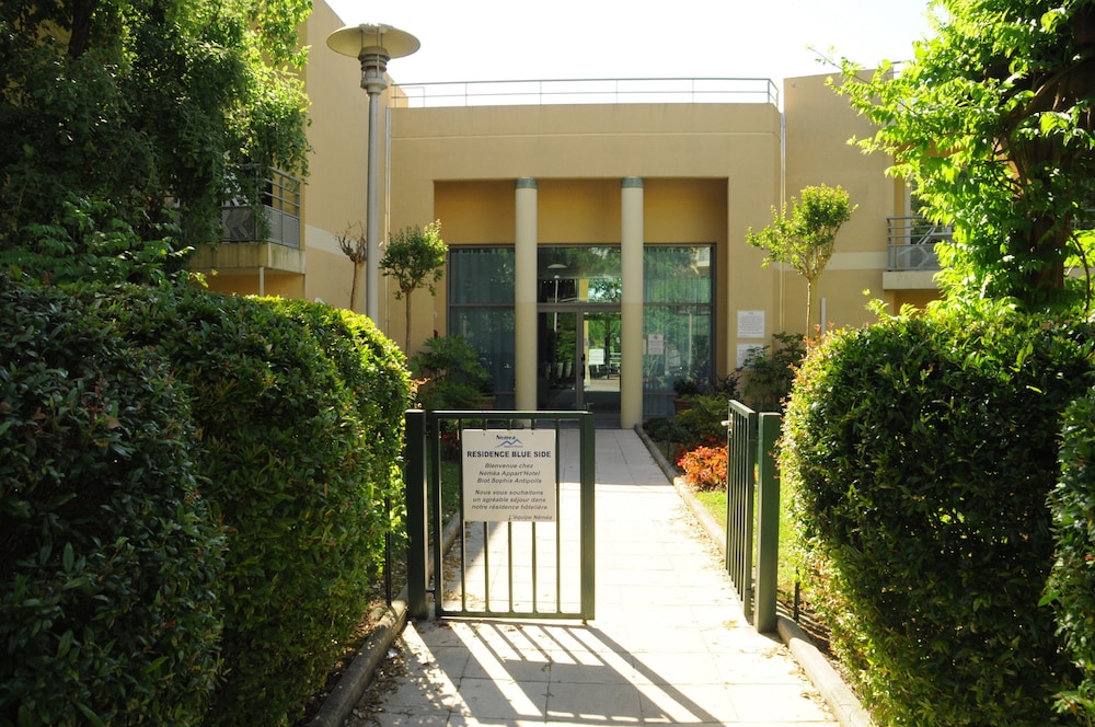 Napoli - Cagnes-sur-Mer - Nemea Appart Hotel Green Side Biot Sophia Antipolis
Napoli - Cagnes-sur-Mer - Nemea Appart Hotel Green Side Biot Sophia Antipolis