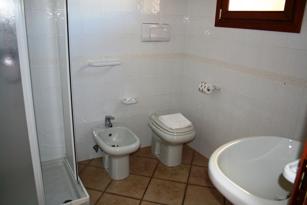 Catania - Sardegna Nord - Alghero, Stintino e Castelsardo, Mare Italia - Residence Olimpo
Catania - Sardegna Nord - Alghero, Stintino e Castelsardo, Mare Italia - Residence Olimpo
