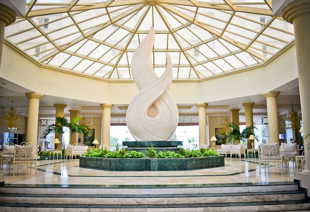 Napoli - Ocho Rios - Runaway Bay - Bahia Principe Grand Jamaica - All Inclusive
Napoli - Ocho Rios - Runaway Bay - Bahia Principe Grand Jamaica - All Inclusive