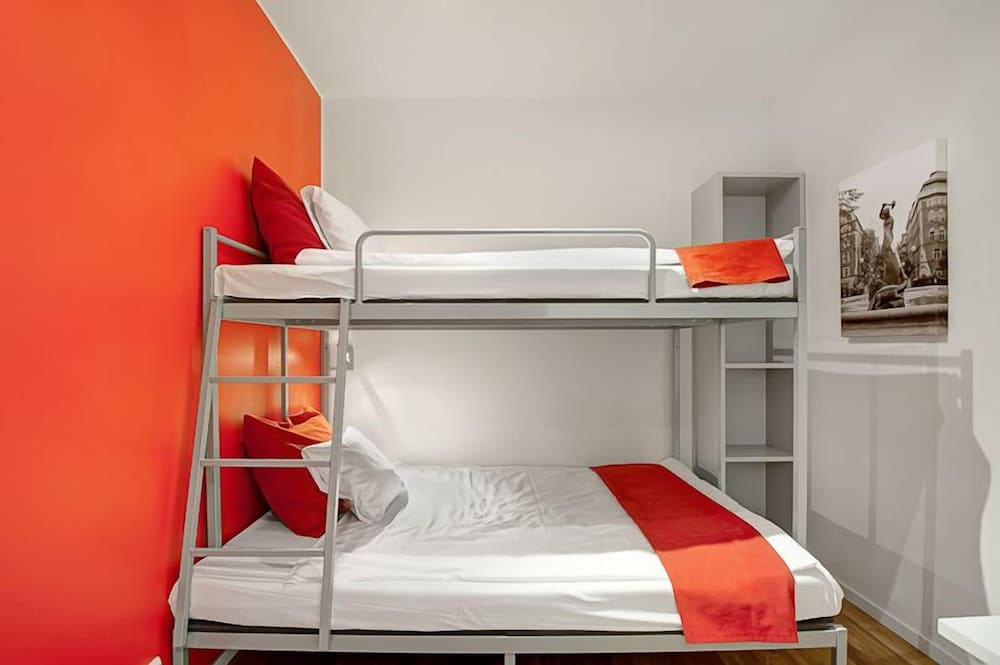Verona - Kungens Kurva - Sure Hotel by Best Western Stockholm Alvsjo
Verona - Kungens Kurva - Sure Hotel by Best Western Stockholm Alvsjo