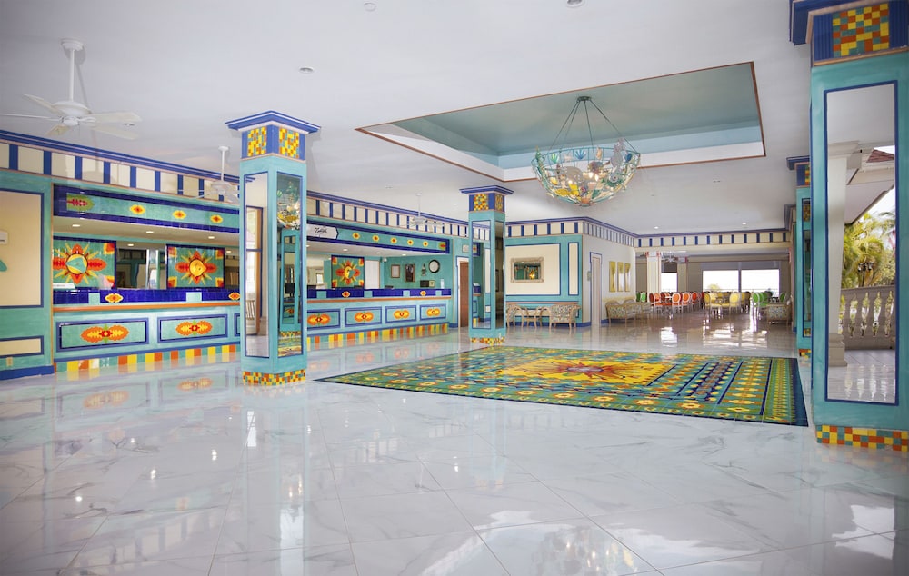 Bari - Nassau (Bahamas), Caraibi - Breezes Resort Bahamas All Inclusive
Bari - Nassau (Bahamas), Caraibi - Breezes Resort Bahamas All Inclusive