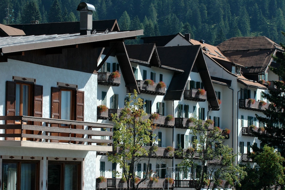 Cagliari - San Martino di Castrozza - TH San Martino - Majestic Dolomiti Hotel
Cagliari - San Martino di Castrozza - TH San Martino - Majestic Dolomiti Hotel