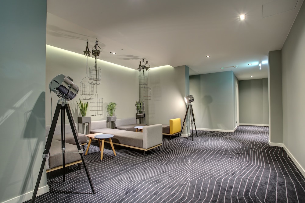 Milano - Dortmund - NYCE Hotel Dortmund City, Trademark Collection by Wyndham
Milano - Dortmund - NYCE Hotel Dortmund City, Trademark Collection by Wyndham