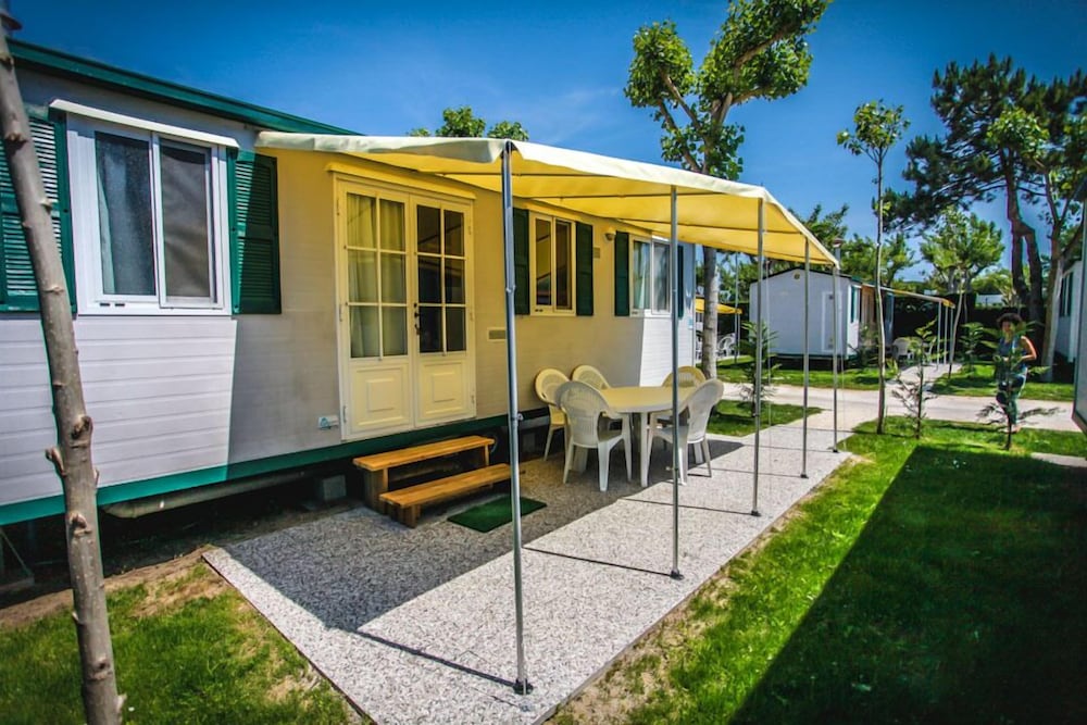 Roma - Riviera Veneta e Lignano Sabbiadoro, Mare Italia - Camping Parco Capraro
Roma - Riviera Veneta e Lignano Sabbiadoro, Mare Italia - Camping Parco Capraro