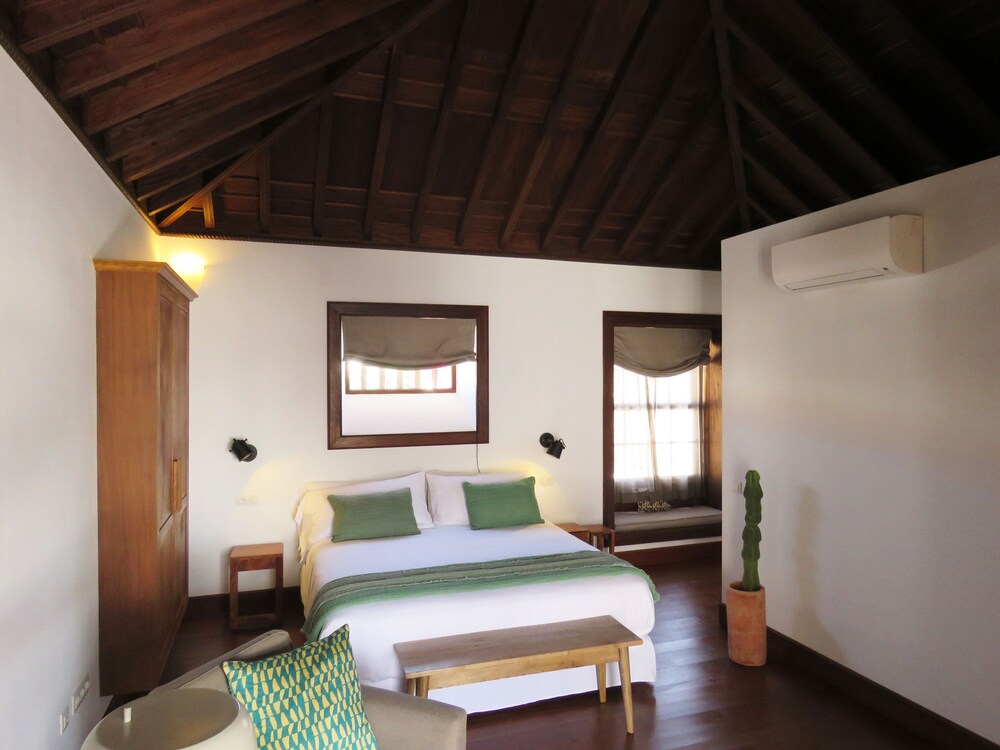 Bologna - San Bartolomé de Lanzarote - Hotel Boutique Palacio Ico - Adults Recommended
Bologna - San Bartolomé de Lanzarote - Hotel Boutique Palacio Ico - Adults Recommended