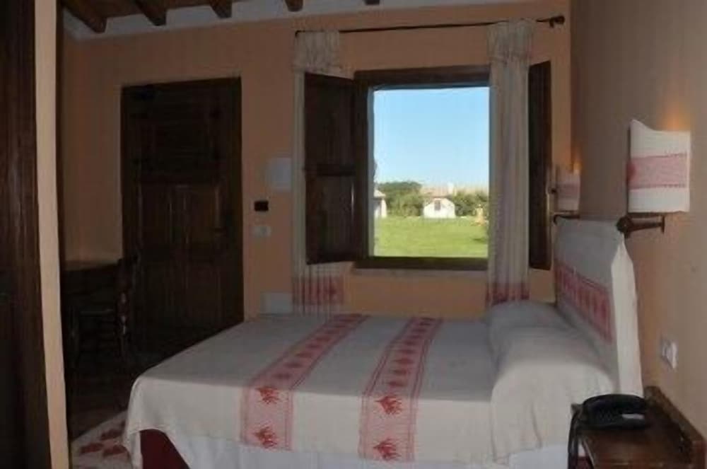 Torino - Sardegna Est - Olbia, Costa Smeralda, San Teodoro, Mare Italia - Santa Maria Resort
Torino - Sardegna Est - Olbia, Costa Smeralda, San Teodoro, Mare Italia - Santa Maria Resort