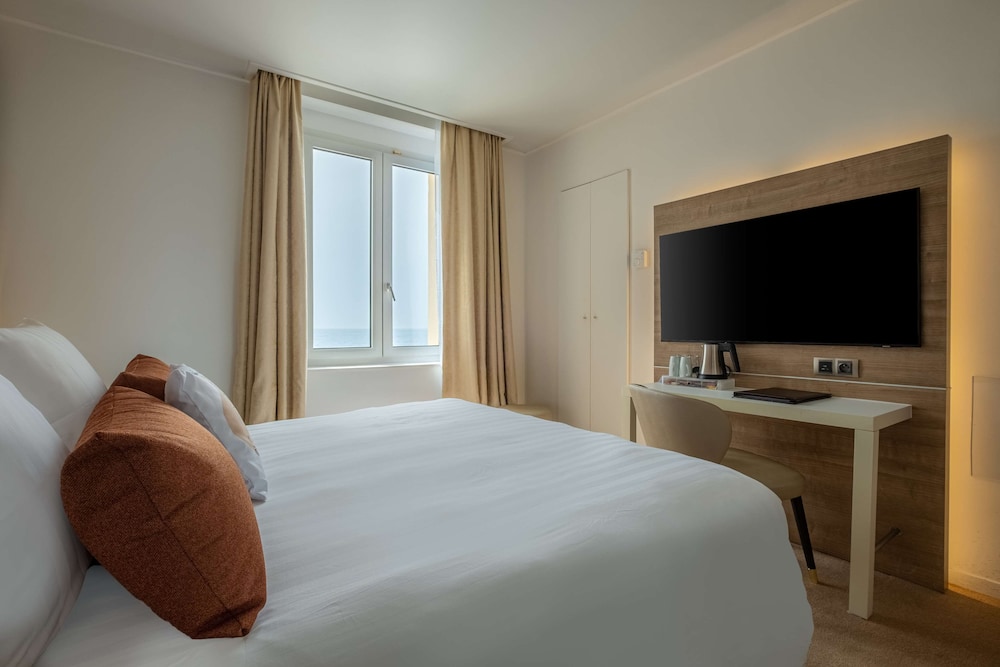 Milano - Roquebrune-Cap-Martin - Best Western Premier Hotel Prince de Galles
Milano - Roquebrune-Cap-Martin - Best Western Premier Hotel Prince de Galles