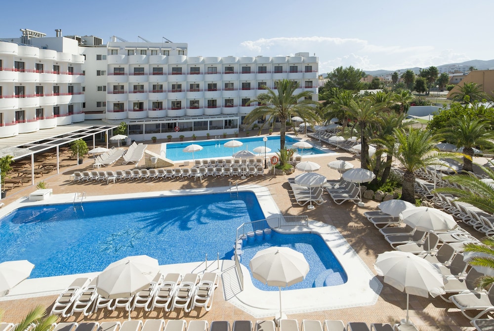 Lamezia Terme - San Antonio de Portmany, Ibiza - Coral Star Apartments
Lamezia Terme - San Antonio de Portmany, Ibiza - Coral Star Apartments
