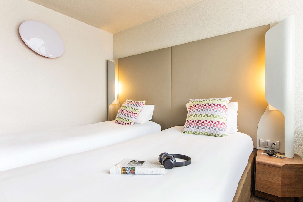 Bari - Beauvais - Campanile Hotel Beauvais