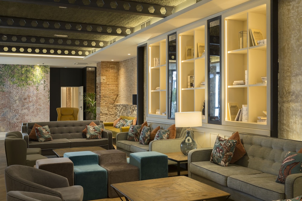 Reggio Calabria - Barcellona - ICON Bcn 
Reggio Calabria - Barcellona - ICON Bcn