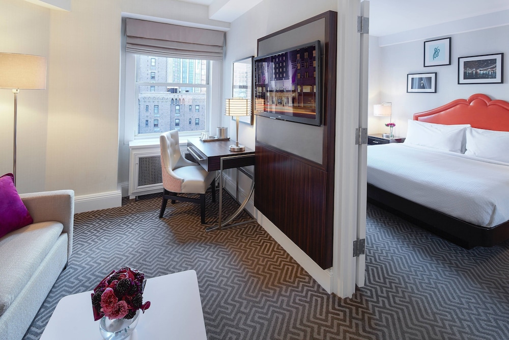 Bari - New York - Aeroporto La Guardia - The Lexington Hotel, Autograph Collection
Bari - New York - Aeroporto La Guardia - The Lexington Hotel, Autograph Collection