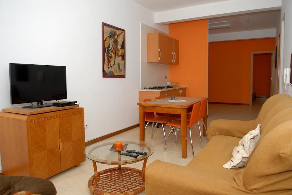 Milano - Isola di Santiago, Capo Verde - Apartamentos Santiago - Praia
Milano - Isola di Santiago, Capo Verde - Apartamentos Santiago - Praia