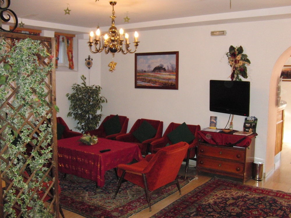 Milano - Selva di Val Gardena, Montagna Italia - Hotel Villa Emilia
Milano - Selva di Val Gardena, Montagna Italia - Hotel Villa Emilia