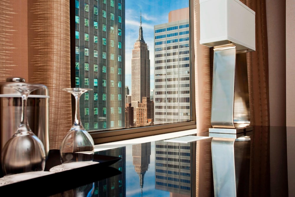 Bologna - New York - Aeroporto La Guardia - The Westin New York Grand Central
Bologna - New York - Aeroporto La Guardia - The Westin New York Grand Central