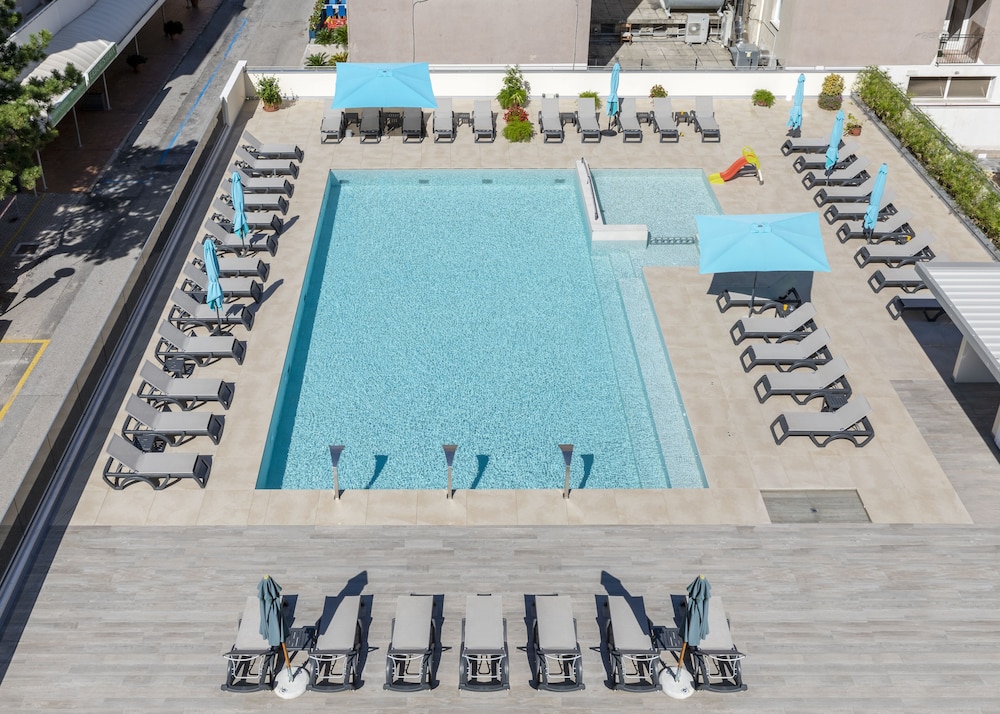 Venezia - Riviera Veneta e Lignano Sabbiadoro, Mare Italia - Hotel Golf ***S
Venezia - Riviera Veneta e Lignano Sabbiadoro, Mare Italia - Hotel Golf ***S