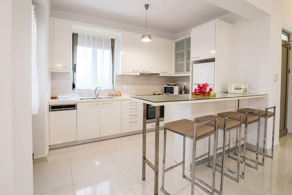 Bari - Georgioupoli - Villa Litsa Large Private Pool Sea Views A C Wifi - 2426 
Bari - Georgioupoli - Villa Litsa Large Private Pool Sea Views A C Wifi - 2426