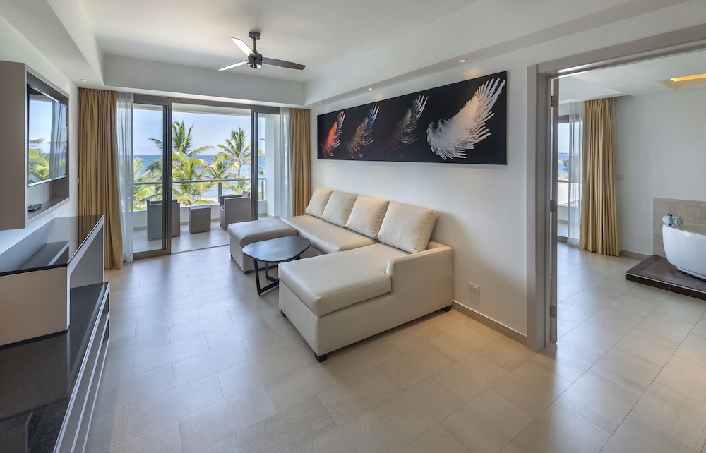 Venezia - Uvero Alto - Royalton CHIC Punta Cana, An Autograph Collection All-Inclusive Resort & Casino – Adults Only
Venezia - Uvero Alto - Royalton CHIC Punta Cana, An Autograph Collection All-Inclusive Resort & Casino – Adults Only