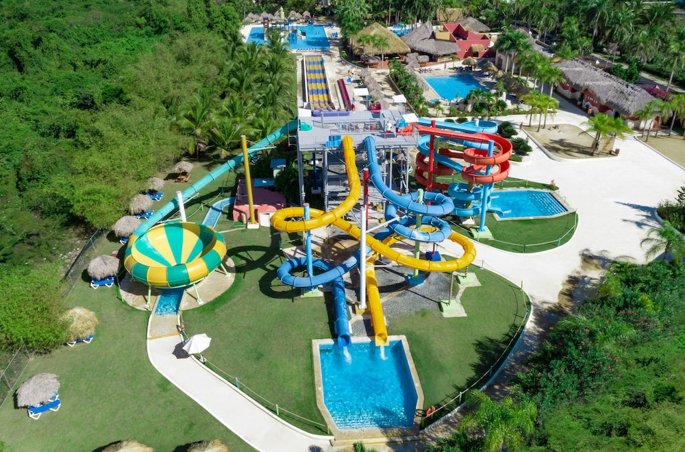 Bologna - Uvero Alto - Grand Sirenis Punta Cana Resort & Aquagames - All Inclusive
Bologna - Uvero Alto - Grand Sirenis Punta Cana Resort & Aquagames - All Inclusive