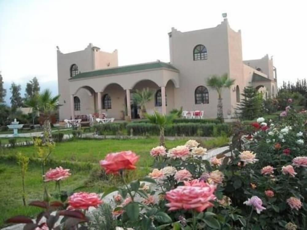 Cagliari - Aït Hamid - Riad Qodwa
Cagliari - Aït Hamid - Riad Qodwa