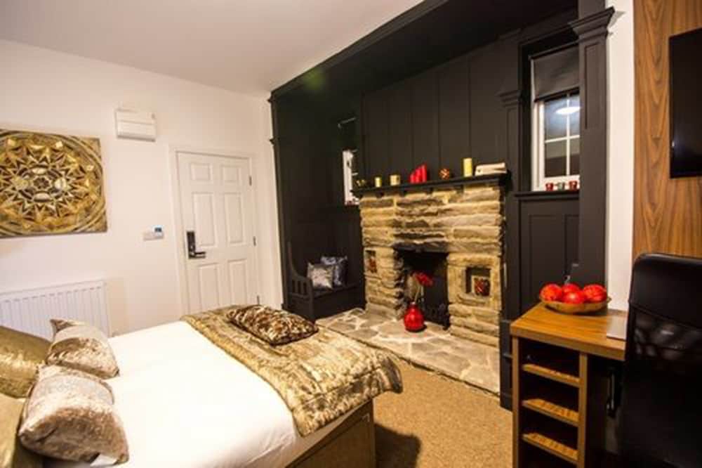 Trieste - Londra, Aeroporto di London Gatwick - Trivelles Gatwick Hotel & airport Parking
Trieste - Londra, Aeroporto di London Gatwick - Trivelles Gatwick Hotel & airport Parking