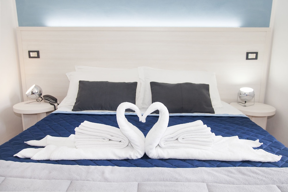 Milano - Riviera Romagnola, Mare Italia - Hotel Stella D'Italia - Nuova gestione
Milano - Riviera Romagnola, Mare Italia - Hotel Stella D'Italia - Nuova gestione
