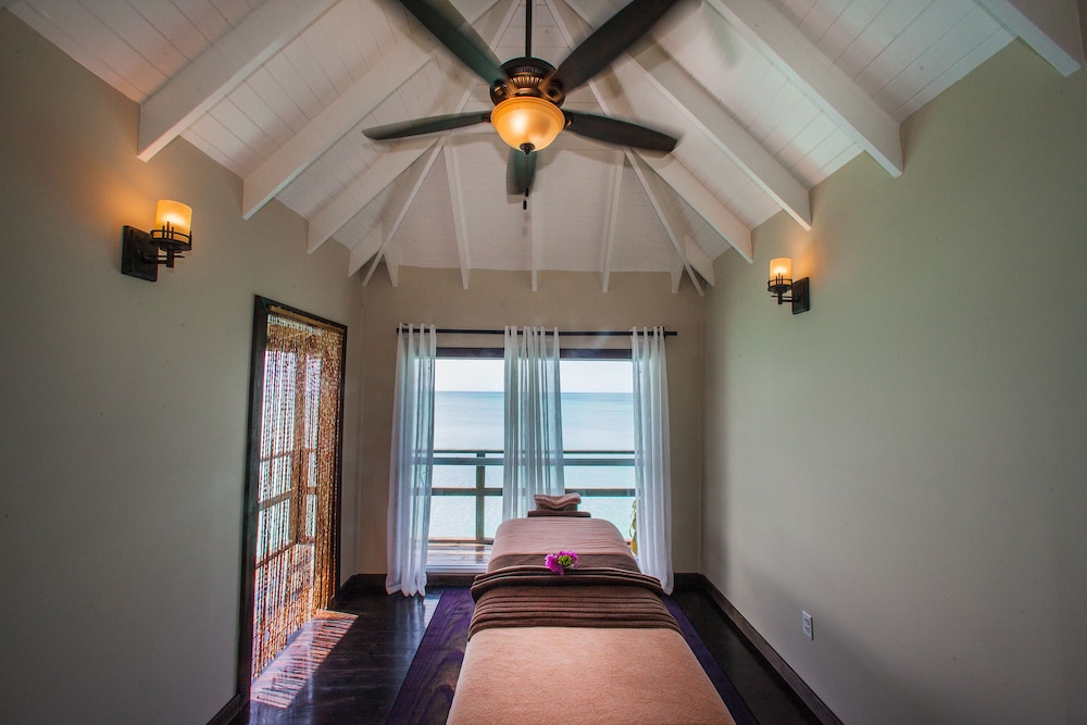 Milano - Johnsons Point - COCOS Hotel - Adults Only - Caters to Couples - All Inclusive
Milano - Johnsons Point - COCOS Hotel - Adults Only - Caters to Couples - All Inclusive