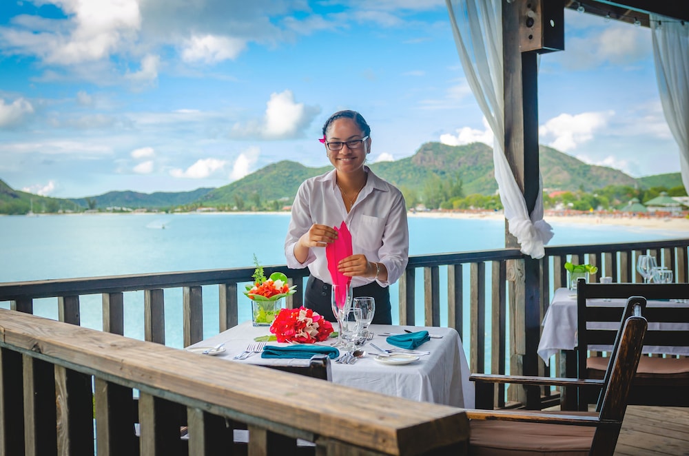 Bologna - Jolly Harbour - COCOS Hotel - Adults Only - Caters to Couples - All Inclusive
Bologna - Jolly Harbour - COCOS Hotel - Adults Only - Caters to Couples - All Inclusive