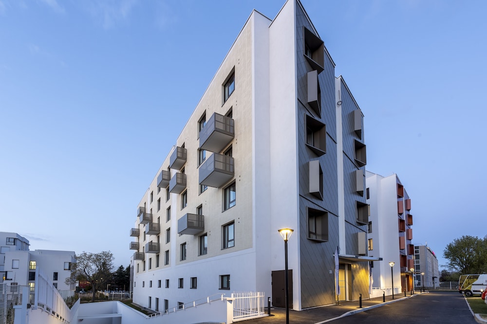 Milano - Versailles - Nemea Appart Hotel Europe Velizy Villacoublay
Milano - Versailles - Nemea Appart Hotel Europe Velizy Villacoublay