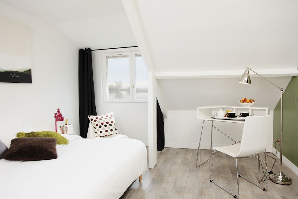 Pisa - Vernon, Alta Normandia - Les Canisses
Pisa - Vernon, Alta Normandia - Les Canisses