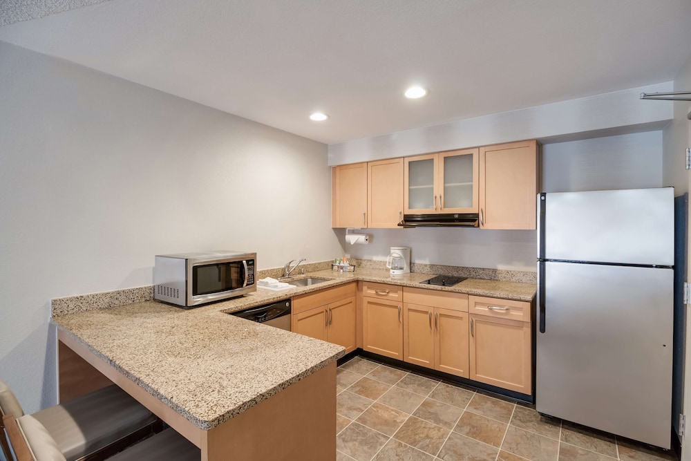 Roma - Huntington Beach - Sonesta ES Suites Huntington Beach Fountain Valley
Roma - Huntington Beach - Sonesta ES Suites Huntington Beach Fountain Valley