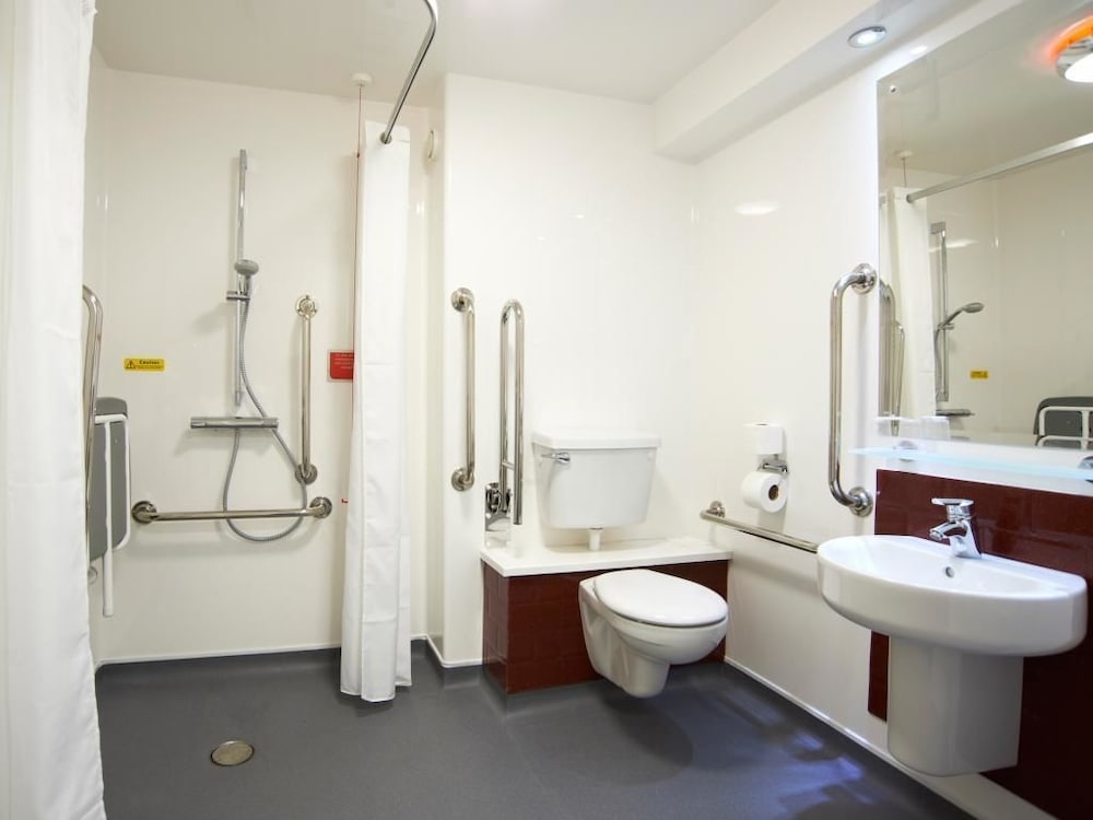 Firenze - Londra, Aeroporto di London Gatwick - Travelodge Gatwick Airport Central
Firenze - Londra, Aeroporto di London Gatwick - Travelodge Gatwick Airport Central