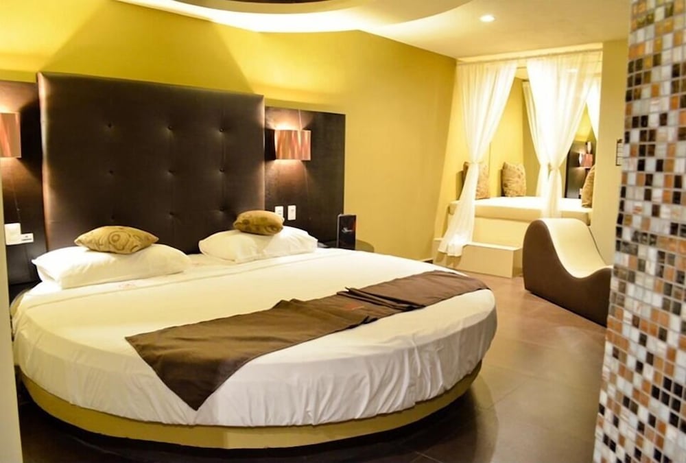 Bologna - Messico - Riviera Maya, Caraibi - Sensaciones Motel Boutique - Adults Only
Bologna - Messico - Riviera Maya, Caraibi - Sensaciones Motel Boutique - Adults Only