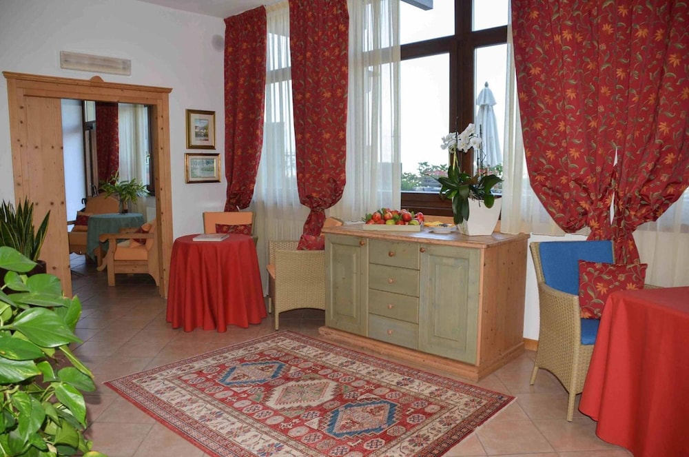 Torino - Trento - Garnì San Giorgio Della Scala Rooms and Breakfast
Torino - Trento - Garnì San Giorgio Della Scala Rooms and Breakfast