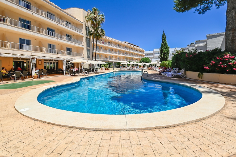 Napoli - Cala Ratjada - Hotel Alondra