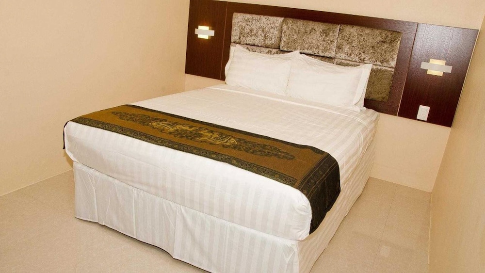 Roma - Isola di Trinidad, Trinidad e Tobago - Grand Diamond Hotel Suites Trinidad
Roma - Isola di Trinidad, Trinidad e Tobago - Grand Diamond Hotel Suites Trinidad