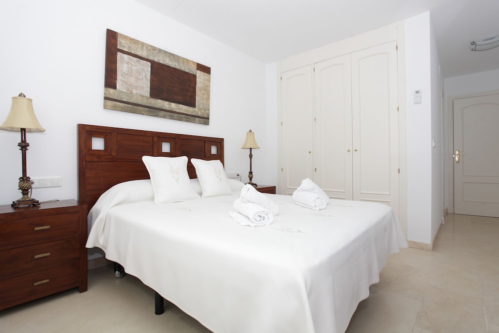 Napoli - Costa de la Luz (Cádiz), Andalusia - Hotel Apartamentos Manilva Sun
Napoli - Costa de la Luz (Cádiz), Andalusia - Hotel Apartamentos Manilva Sun