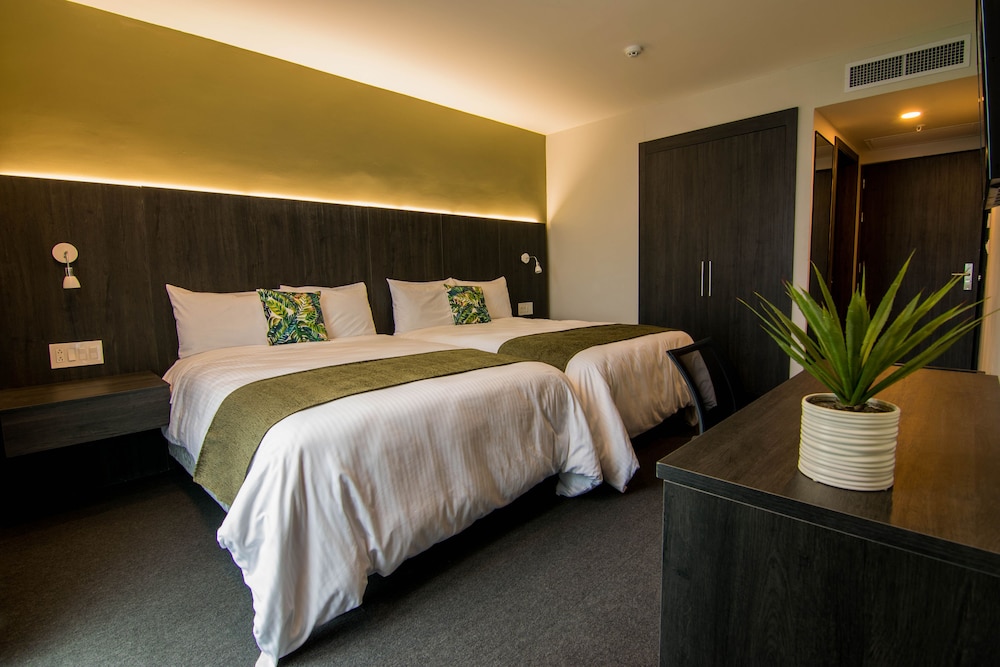 Roma - Panama - Innfiniti Hotel & Suites
Roma - Panama - Innfiniti Hotel & Suites