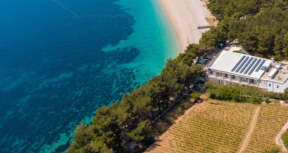 Napoli - Isola di Brazza, Croazia - Luxury Villa Zlatni Rat with Pool, Near Zlatni Rat Beach, Bol
Napoli - Isola di Brazza, Croazia - Luxury Villa Zlatni Rat with Pool, Near Zlatni Rat Beach, Bol