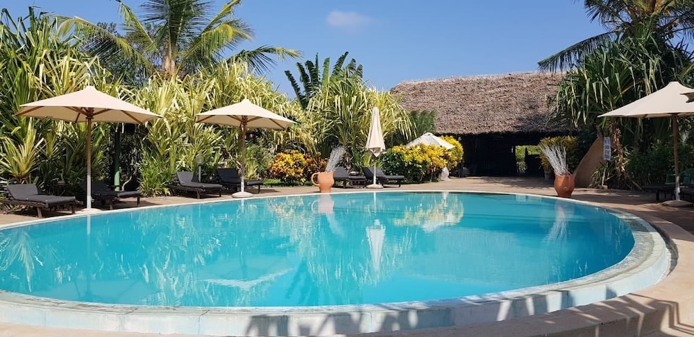 Milano - Kenya - costa di Mombasa, Oceano Indiano - African Dream Cottages - Diani Beach
Milano - Kenya - costa di Mombasa, Oceano Indiano - African Dream Cottages - Diani Beach