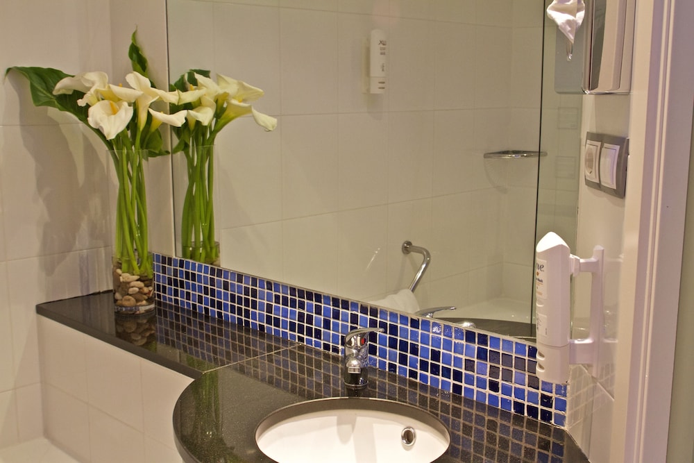Torino - La Línea de la Concepción - Holiday Inn Express Campo de Gibraltar - Barrios
Torino - La Línea de la Concepción - Holiday Inn Express Campo de Gibraltar - Barrios