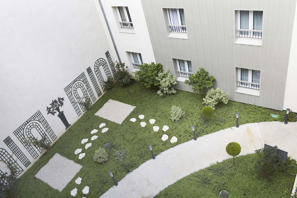 Napoli - Asnières-sur-Seine - Kyriad Paris 18 - Porte de Clignancourt - Montmartre
Napoli - Asnières-sur-Seine - Kyriad Paris 18 - Porte de Clignancourt - Montmartre