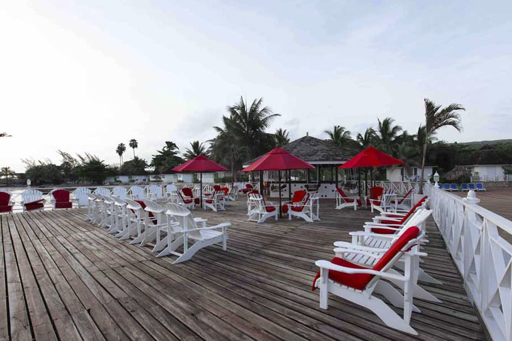Bari - Runaway Bay - Decameron Club Caribbean Runaway Bay, Ramada All-Inclusive Resort
Bari - Runaway Bay - Decameron Club Caribbean Runaway Bay, Ramada All-Inclusive Resort