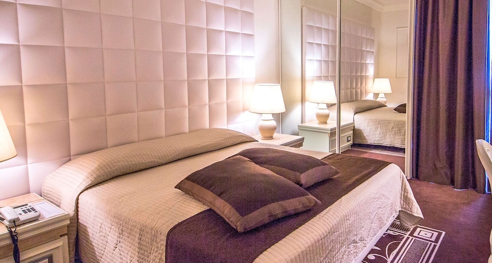 Cagliari - Arezzo - Etrusco Arezzo Hotel - Sure Hotel Collection by Best Western
Cagliari - Arezzo - Etrusco Arezzo Hotel - Sure Hotel Collection by Best Western
