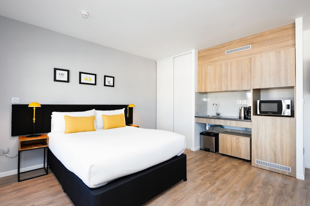 Milano - Ferrières-en-Brie - Staycity Aparthotels near Disneyland Paris
Milano - Ferrières-en-Brie - Staycity Aparthotels near Disneyland Paris